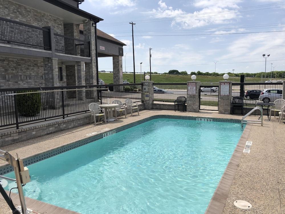 Quality Inn I-10 East Near Frost Bank Center San Antonio Bagian luar foto