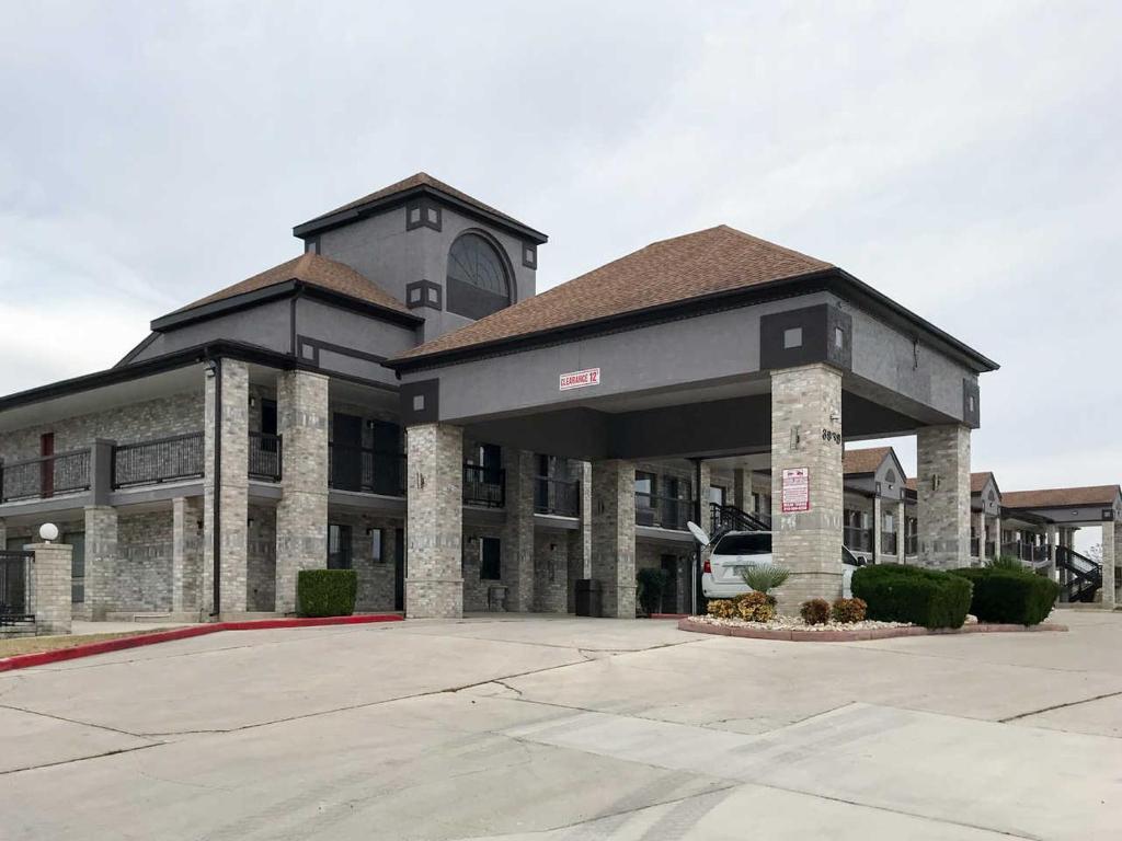 Quality Inn I-10 East Near Frost Bank Center San Antonio Bagian luar foto
