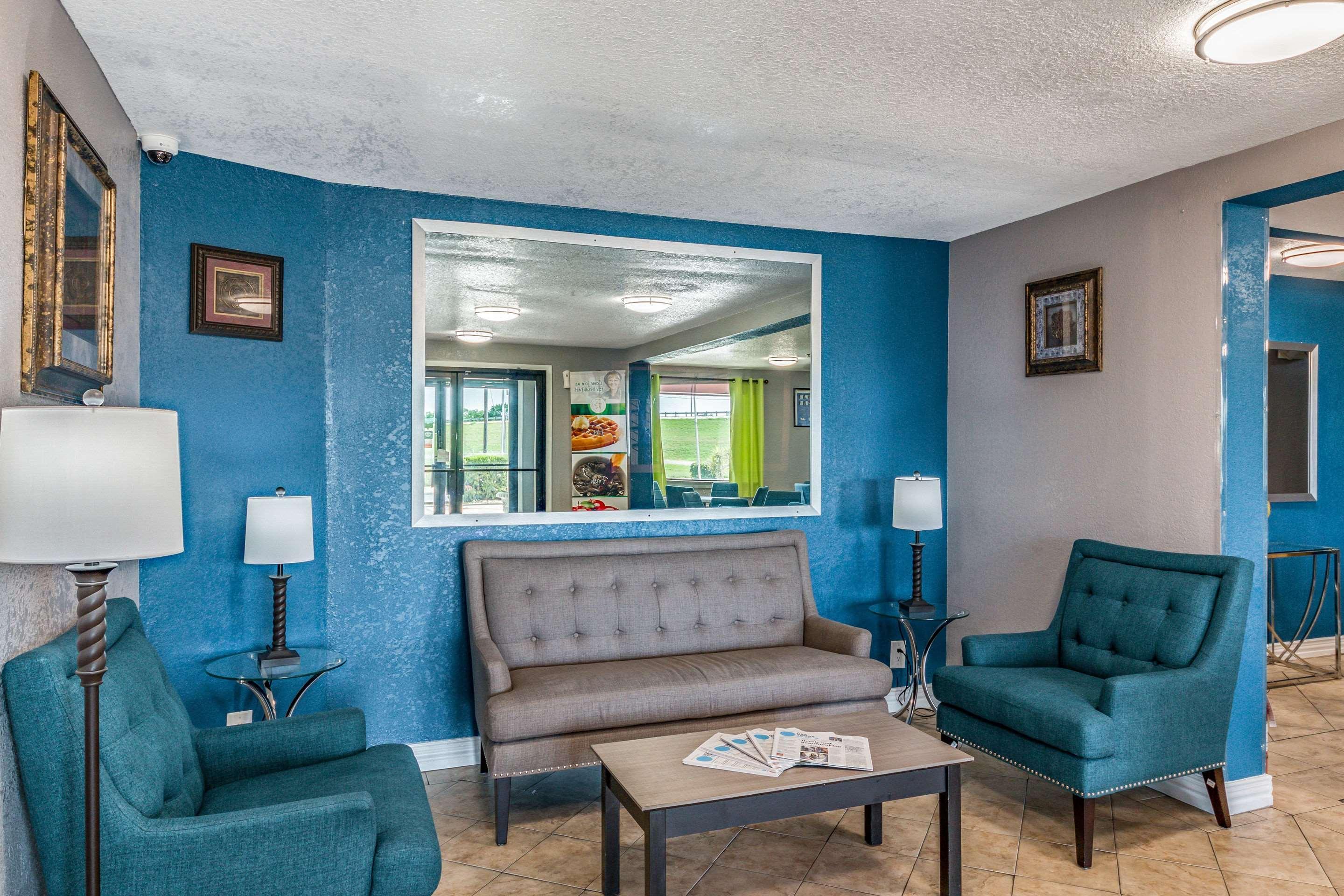 Quality Inn I-10 East Near Frost Bank Center San Antonio Bagian luar foto