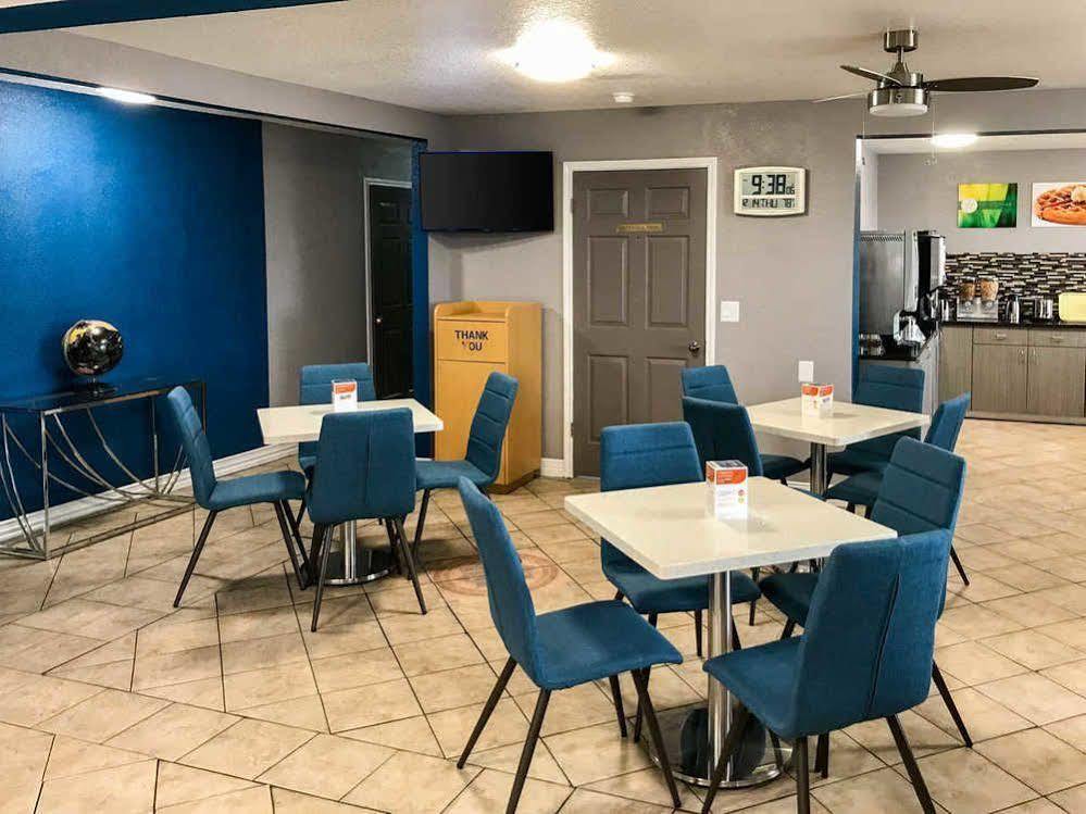 Quality Inn I-10 East Near Frost Bank Center San Antonio Bagian luar foto
